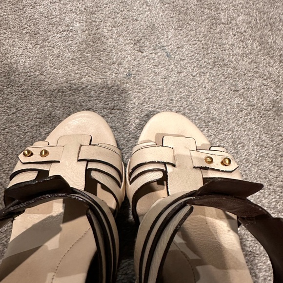 BCBG Cream Sandals - Picture 7 of 9